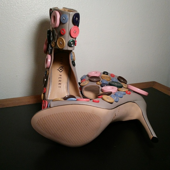 Katy Perry Bonnie Shoes - Picture 2 of 3
